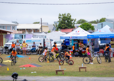 𝗥𝗲𝘁𝗼𝘂𝗿 𝗲𝗻 𝗶𝗺𝗮𝗴𝗲𝘀 𝘀𝘂𝗿 𝗹𝗮 𝘁𝗼𝘂𝘁𝗲 𝗽𝗿𝗲𝗺𝗶𝗲̀𝗿𝗲 𝗡𝗼𝗰𝘁𝘂𝗿𝗻𝗲 𝗮̀ 𝗩𝗲́𝗹𝗼 𝗮̀ 𝗦𝗮𝗶𝗻𝘁-𝗙𝗿𝗮𝗻𝗰̧𝗼𝗶𝘀