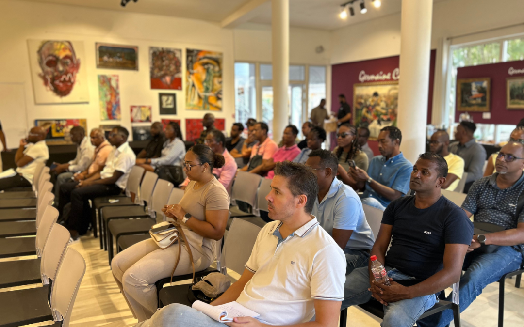 𝗥𝗲́𝘂𝗻𝗶𝗼𝗻 𝗱𝗲 𝗿𝗲𝗻𝘁𝗿𝗲́𝗲 𝗮𝘃𝗲𝗰 𝗹𝗲𝘀 𝘁𝗿𝗮𝗻𝘀𝗽𝗼𝗿𝘁𝗲𝘂𝗿𝘀 𝘀𝗰𝗼𝗹𝗮𝗶𝗿𝗲𝘀